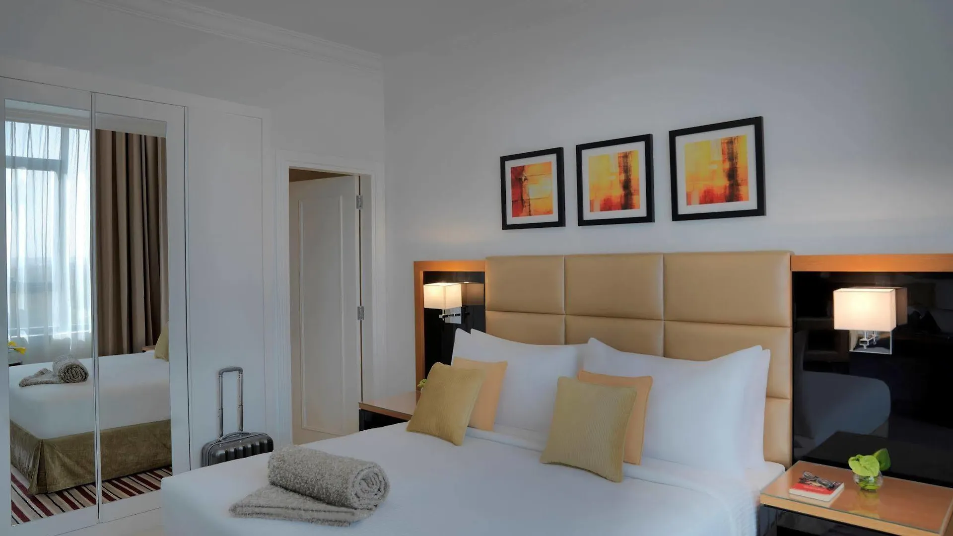 Damac Maison De Ville Breeze Dubai Aparthotel
