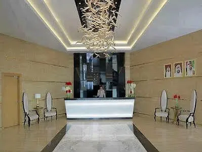 Damac Maison De Ville Breeze Dubai 2*,